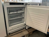 Siemens gu21 nadeo inbouwvriezer - afbeelding 1 van  3