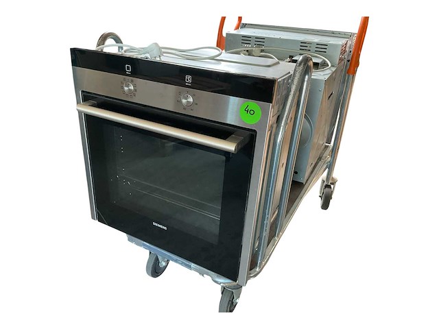 Siemens hb30ab550 hetelucht oven - afbeelding 3 van  7