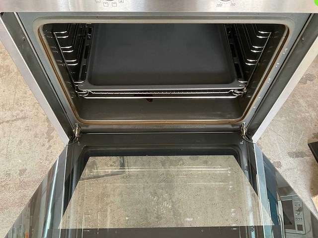 Siemens hb30ab550 hetelucht oven - afbeelding 6 van  7