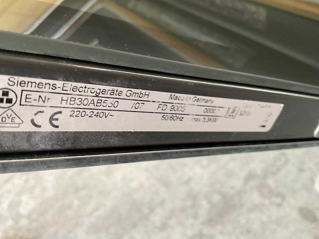 Siemens hb30ab550 hetelucht oven - afbeelding 7 van  7