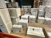 Siemens / kean muller / efen / aon / abb / uniop diverse elektra installatie materialen - afbeelding 26 van  52