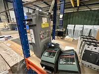 Siemens / kean muller / efen / aon / abb / uniop diverse elektra installatie materialen - afbeelding 23 van  52