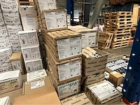Siemens / kean muller / efen / aon / abb / uniop diverse elektra installatie materialen - afbeelding 39 van  52