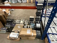 Siemens / kean muller / efen / aon / abb / uniop diverse elektra installatie materialen - afbeelding 41 van  52