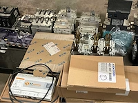 Siemens / kean muller / efen / aon / abb / uniop diverse elektra installatie materialen - afbeelding 44 van  52