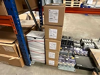 Siemens / kean muller / efen / aon / abb / uniop diverse elektra installatie materialen - afbeelding 47 van  52