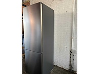 Siemens kg49nvibg iq300 koel-vriescombinatie vrijstaand – nofrost, ca. 440 l - afbeelding 2 van  4