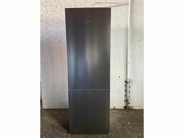 Siemens koel-vriescombinatie kg49nvibg iq300 440 liter - afbeelding 5 van  5
