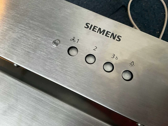 Siemens lb78574/02 inbouw afzuigkap met motor - afbeelding 7 van  7