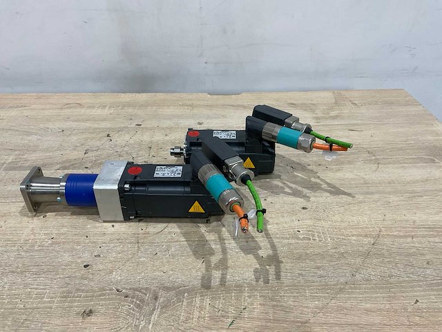 Siemens line reactor trafo met 2 motoren - afbeelding 7 van  10