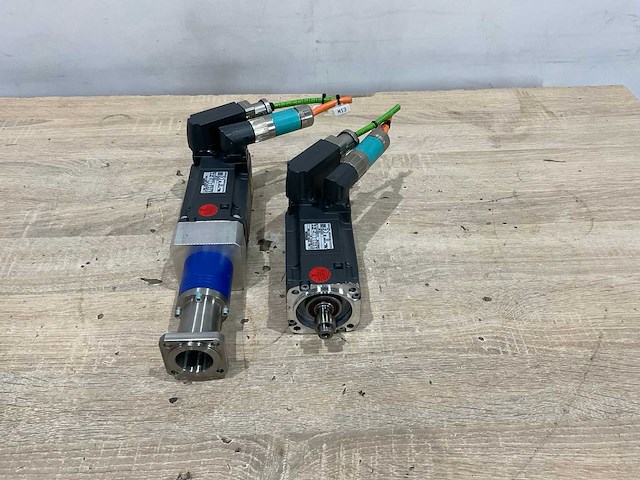 Siemens line reactor trafo met 2 motoren - afbeelding 8 van  10