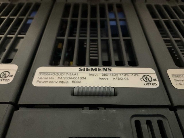 Siemens micromaster 440 frequentieregelaar - afbeelding 1 van  2