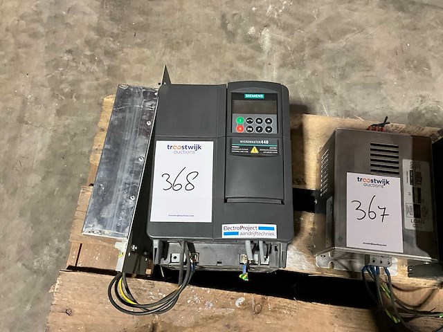 Siemens micromaster 440 frequentieregelaar - afbeelding 1 van  4