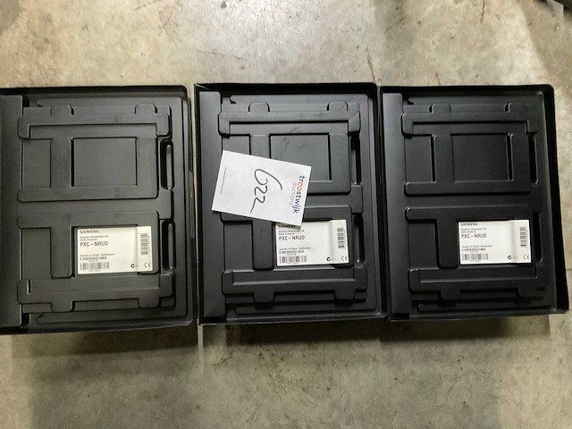 Siemens pxc-nrud (9x) - afbeelding 1 van  5