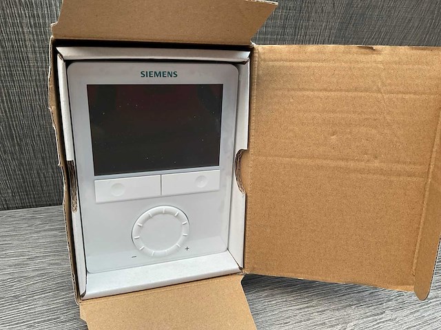 Siemens rdg100 ruimtetemperatuur - afbeelding 1 van  2