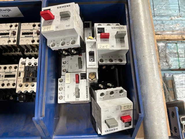Siemens schakel materiaal - afbeelding 3 van  3
