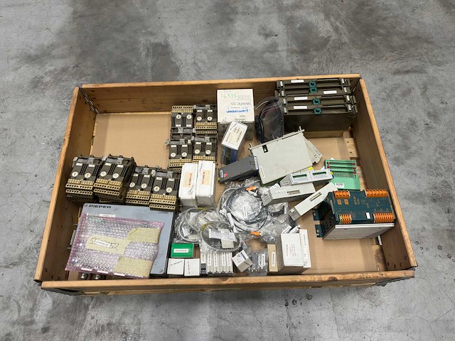 Siemens, schneider - partij industriële automatisering & plc-componenten - afbeelding 3 van  9