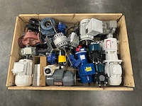 Siemens, sew-eurodrive - partij elektromotoren, pompen, reductoren en aandrijvingen - afbeelding 6 van  13