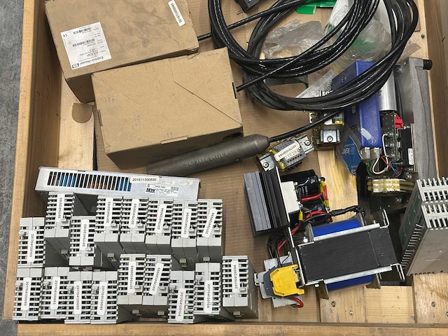 Siemens, sew, indramat - electronics - afbeelding 12 van  12