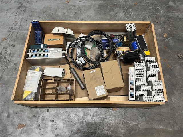 Siemens, sew, indramat - electronics - afbeelding 5 van  12