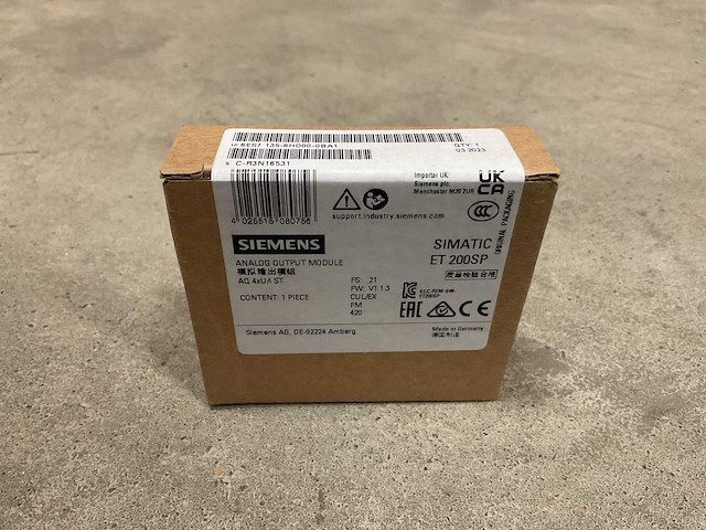 Siemens simatic et 200sp 6es7 135-6hd00-0ba1 analoge output module (5x) - afbeelding 2 van  2