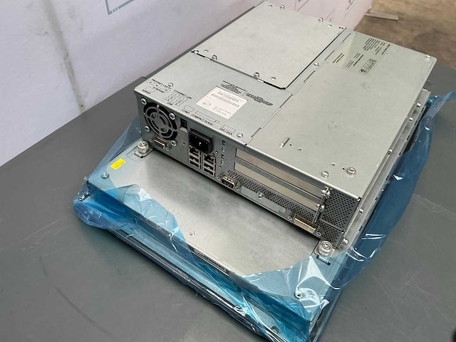 Siemens simatic paneel pc 677b industrial - afbeelding 4 van  4