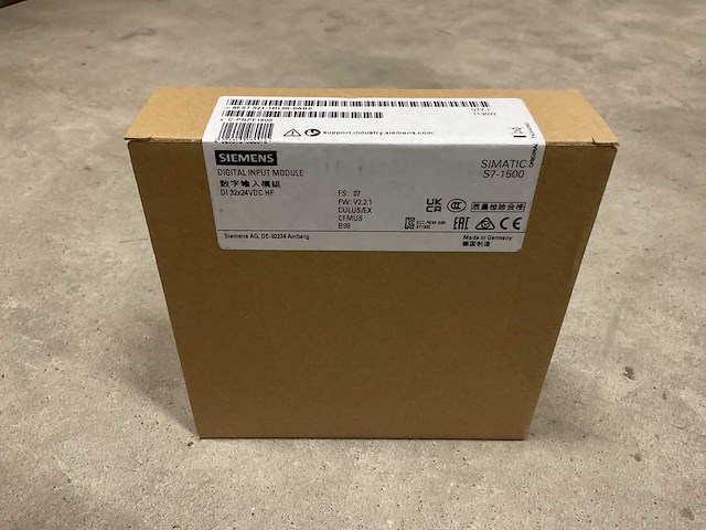 Siemens simatic s7-1500 6es7 521-1bl00-0ab0 digital input module (6x) - afbeelding 2 van  2