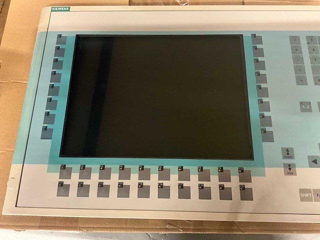 Siemens simatic simatic multipanel mp370 12" color ti bedieningspaneel - afbeelding 2 van  6