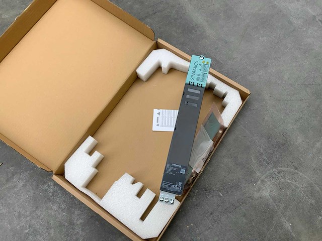 Siemens sinamics double motor module 3a frequency converter elektro component - ongebruikt - afbeelding 1 van  6