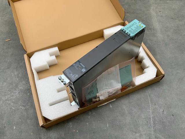 Siemens sinamics double motor module 3a frequency converter elektro component - ongebruikt - afbeelding 5 van  6