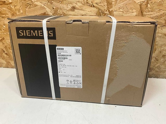 Siemens sinamics g120x frequentieregelaar 5,5 kw 12.0a - afbeelding 6 van  8