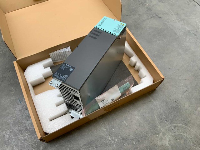 Siemens sinamics single motor module 30a elektro component - ongebruikt - afbeelding 2 van  5