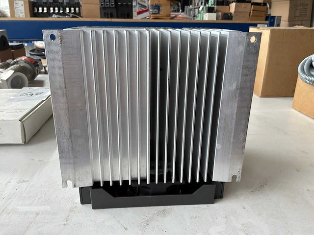 Siemens sinamics v20 frequentieregelaar - afbeelding 2 van  3