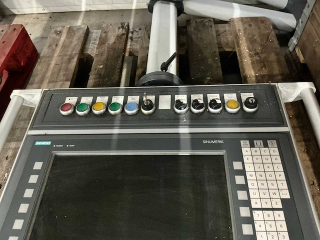 Siemens sinumerik bedieningspaneel - afbeelding 6 van  6