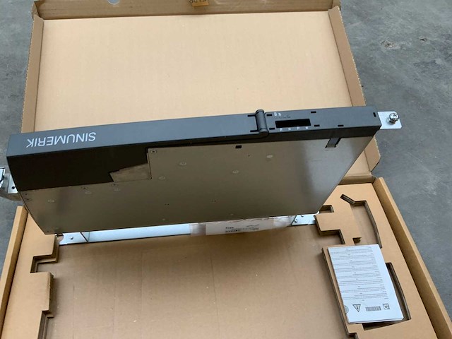 Siemens sinumerik control unit elektro component - ongebruikt - afbeelding 2 van  4