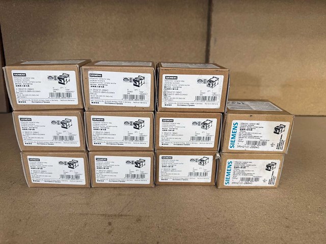 Siemens sirius 3rh2131 contactorrelais (11x) - afbeelding 1 van  10