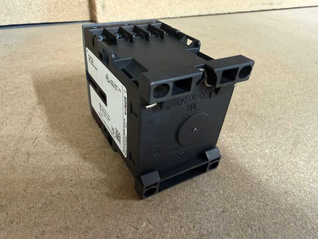 Siemens sirius 3rt2015/3rh2131 vermogensschakelaar en hulprelais (10x) - afbeelding 9 van  11
