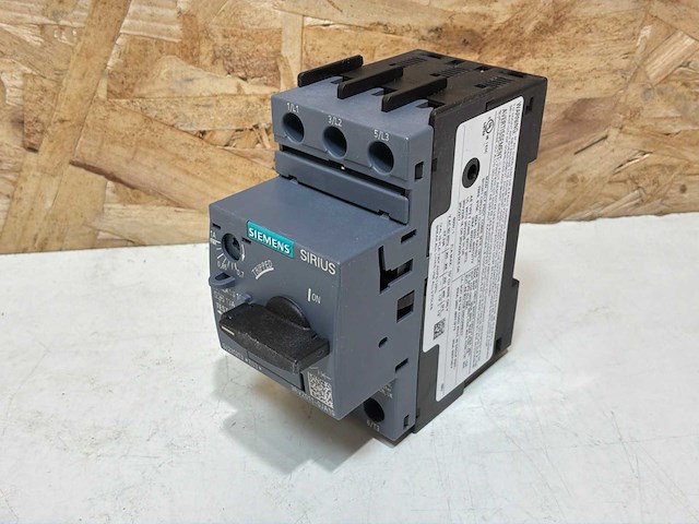 Siemens sirius 3rv2011-0ja10 vermogensschakelaar (9x) - afbeelding 2 van  8