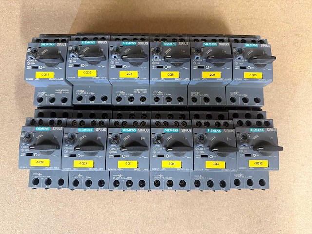 Siemens sirius 3rv2021 motorbeveiligingsschakelaar (12x) - afbeelding 1 van  7