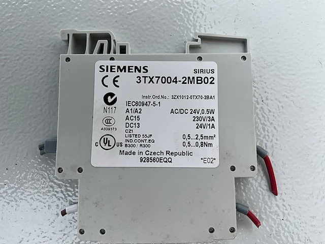 Siemens sirius 3tx7004-2mb02 koppel relais (50x) - afbeelding 5 van  5