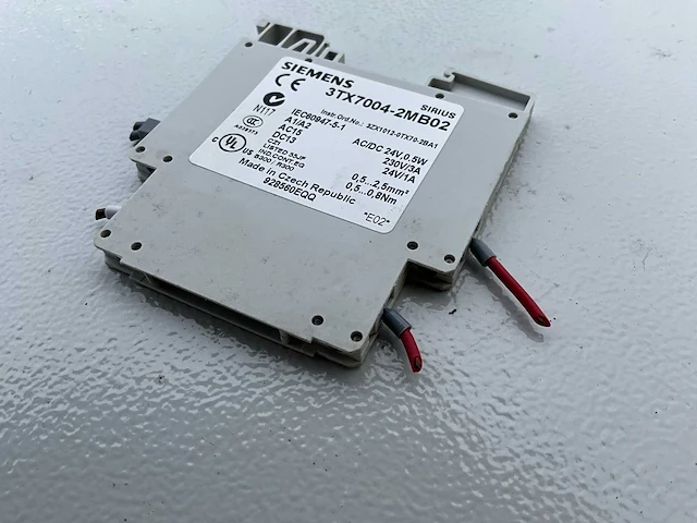 Siemens sirius 3tx7004-2mb02 koppel relais (50x) - afbeelding 2 van  5