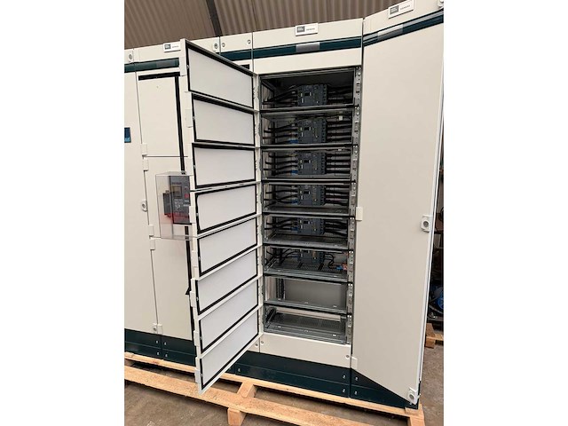 Siemens sivacon 630a low voltage panel - new - various energy - 2021 - afbeelding 4 van  16