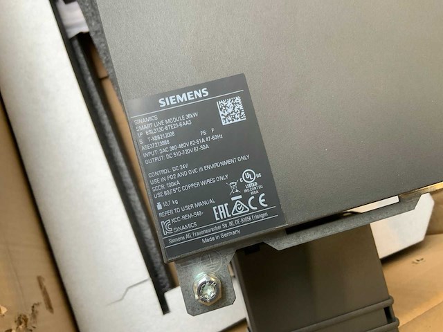 Siemens smart line module 36kw frequency converter - ongebruikt - afbeelding 3 van  5