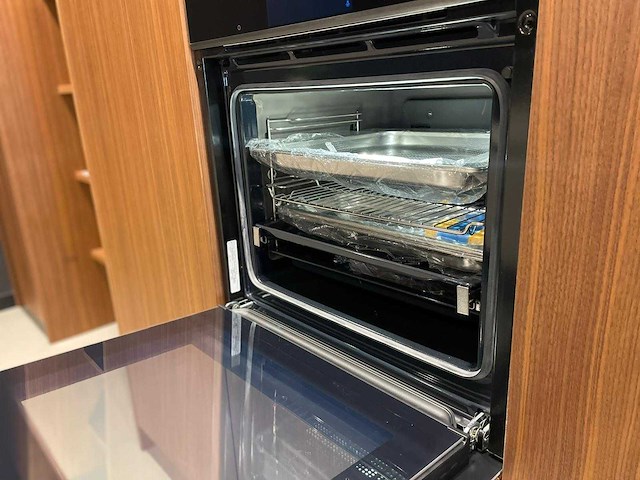 Siemens studioline - hs958gdd1 - stoomoven (c) - afbeelding 2 van  3