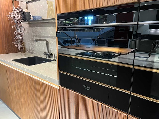 Siemens studioline - hs958ged1 - combi-stoomoven (c) - afbeelding 1 van  2