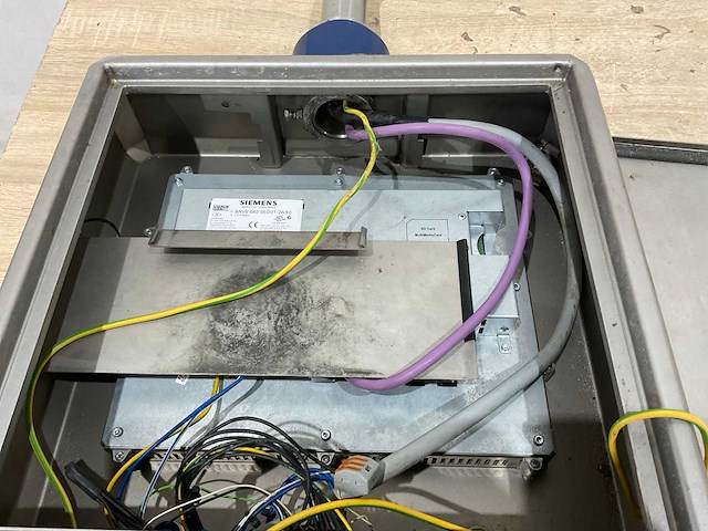 Siemens touch - simatic multi panel - elektrisch onderdeel - afbeelding 2 van  7