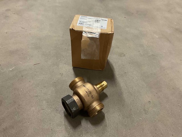 Siemens vvg44.25-10 2-weg afsluiter - afbeelding 1 van  2