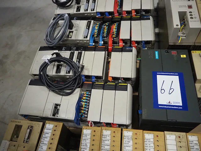 Siemens/omron/danfoss. - afbeelding 12 van  12