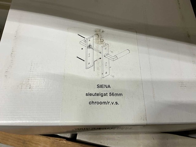 Siena met sleutelgat deurbeslag (19x) - afbeelding 4 van  4