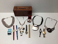 Sieraden (15x) - afbeelding 1 van  5